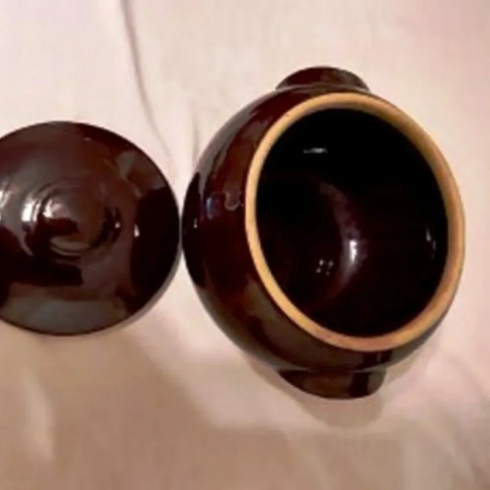 VTG Hull Pottery Brown Glazed Stone Wear Crock Bean Pot USA Handles 2 Quart
